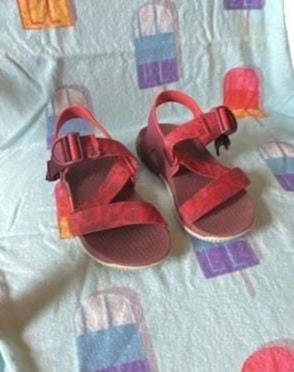 Chaco Lowdown Sandals Women's Size 7 Burgundy Maroon Red Z Strap Lightweight